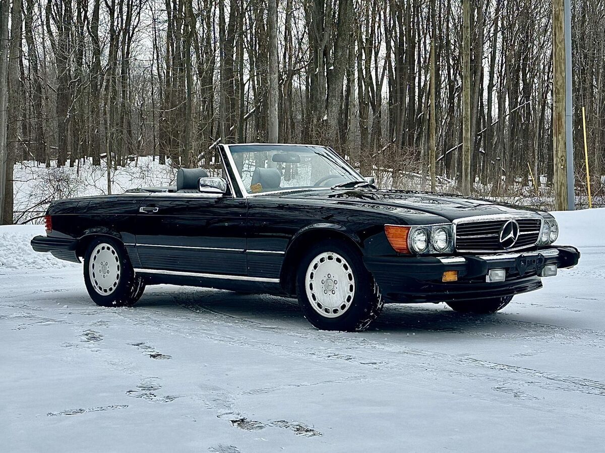 1989 Mercedes Benz R107 040 Black Paint Factory Hardtop FULL DOCUMENTED - photo 2