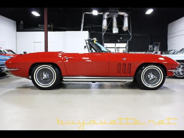 1965 Chevrolet Corvette Convertible - photo 10