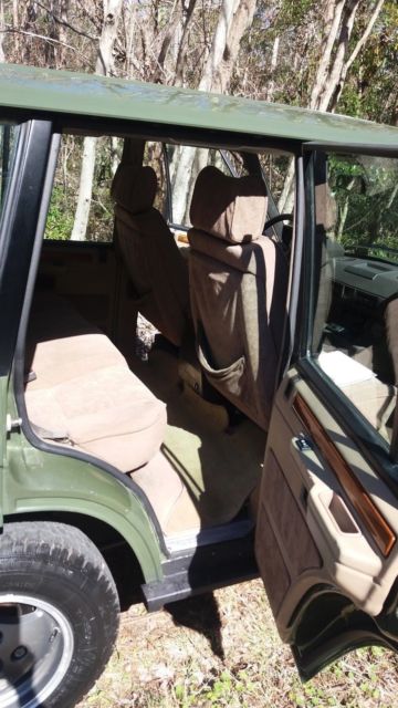 1980 Land Rover Range Rover beige cloth - photo 11