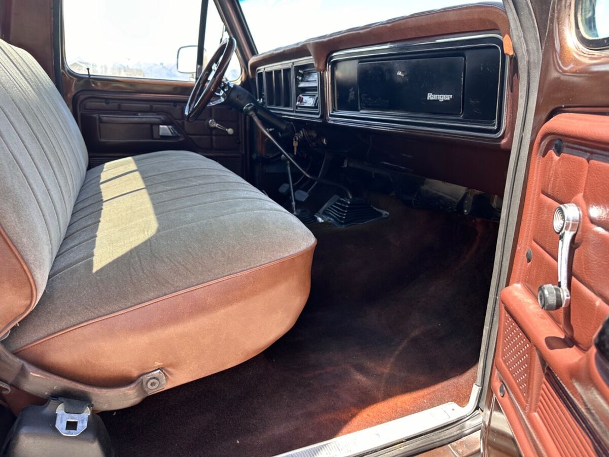 1976 Ford F-250 - photo 12