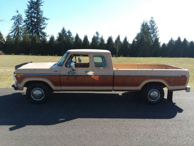 1977 Ford F-250 2 Owner OG Paint Unrestored Survivor w/ A/C - photo 5