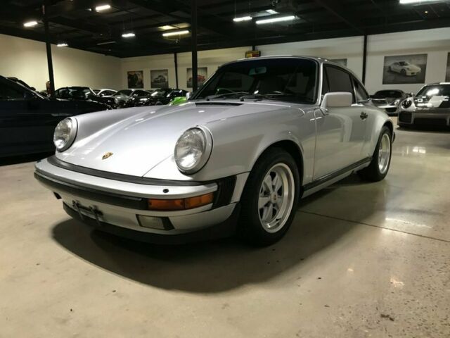 Rare "25th" G50 Carrera Coupe 1989 Porsche 911 --