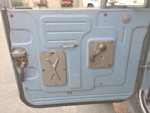 1970 Toyota Land Cruiser FJ40 - photo 3