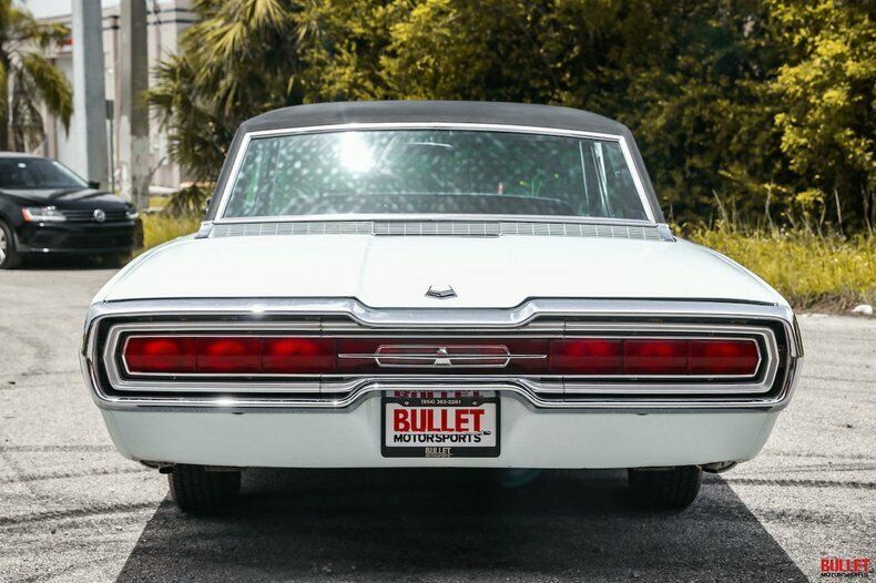 1966 Ford Thunderbird - photo 11