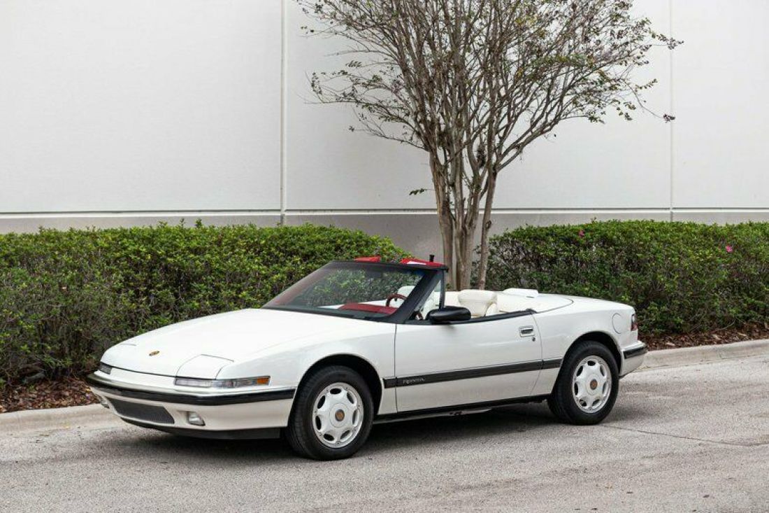 1990 Buick Reatta Select 60 - photo 4