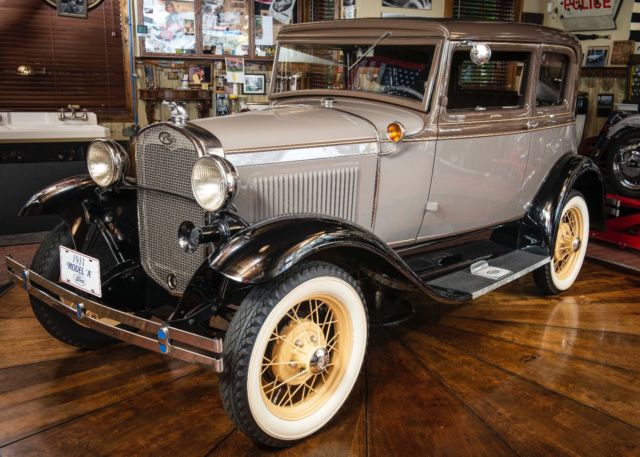 1931 Ford Model A DELUXE VICTORIA - photo 9