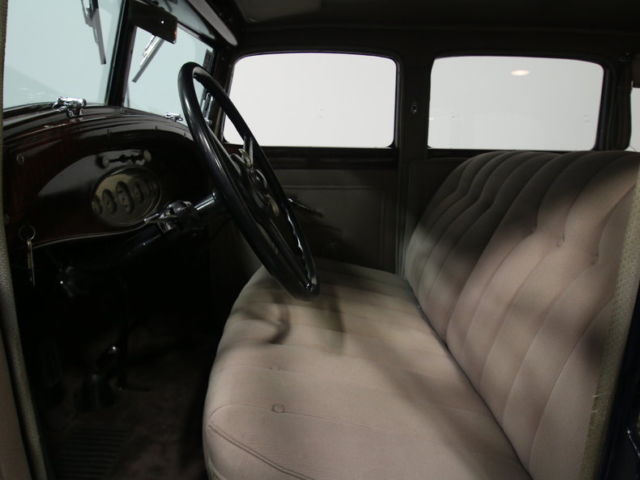 1932 Chrysler CP8 - photo 4