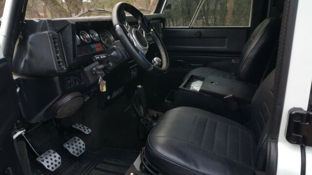 1983 Land Rover Defender - photo 3