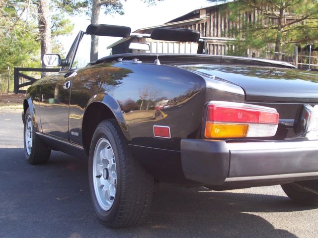1985 Fiat Spider 2000 Pininfarina Azzura - photo 11