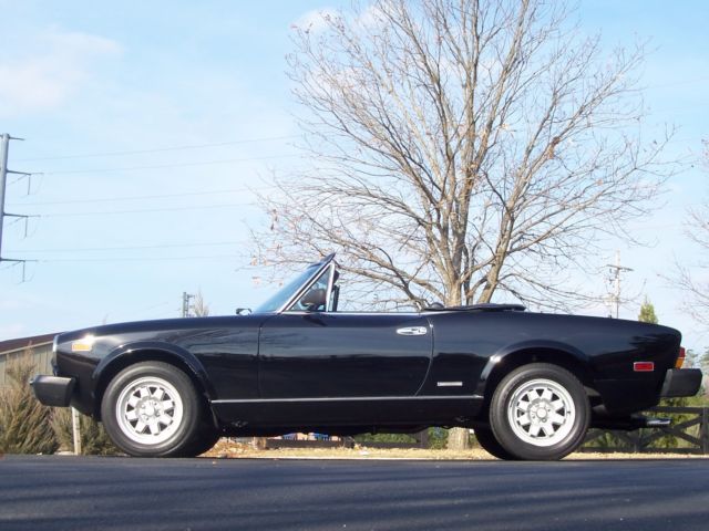 1985 Fiat Spider 2000 Pininfarina Azzura - photo 3