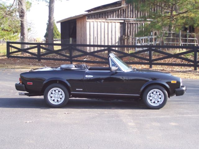 1985 Fiat Spider 2000 Pininfarina Azzura - photo 4