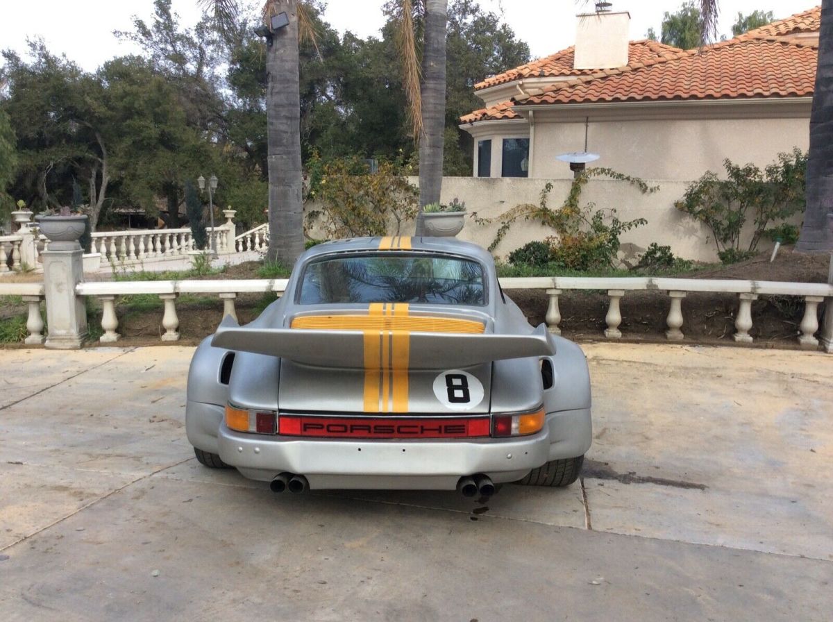 1965 Porsche 911 $300K CAR MUST SELL-NO RESERVE - NO RESERVE - photo 4