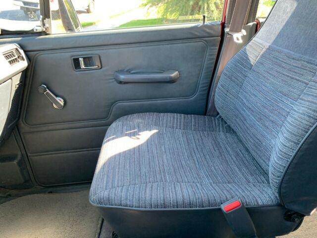 1990 Mitsubishi Montero LS - photo 8