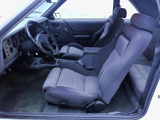 1986 Ford Mustang SVO - photo 9