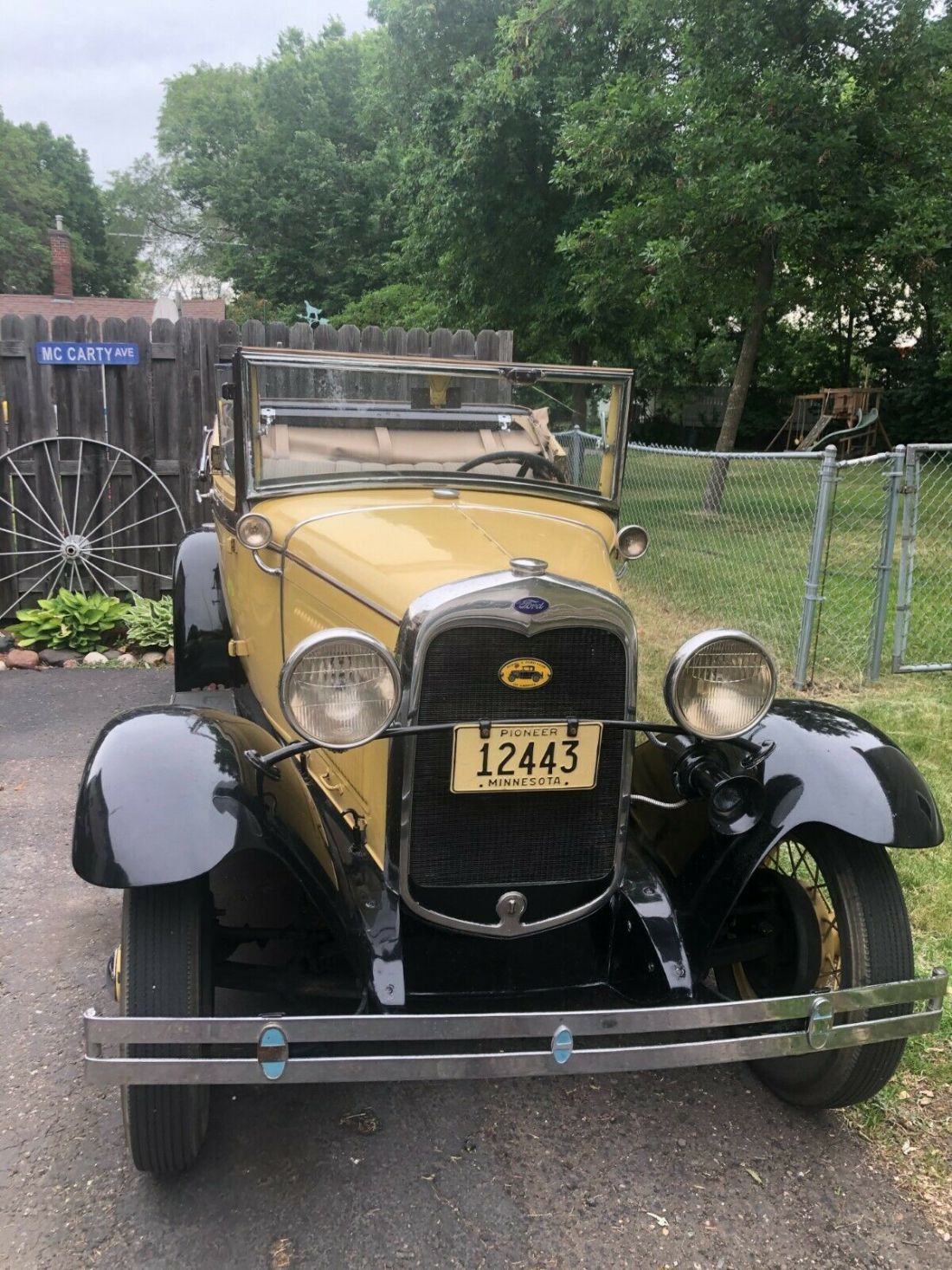 1930 Ford Model A - photo 3