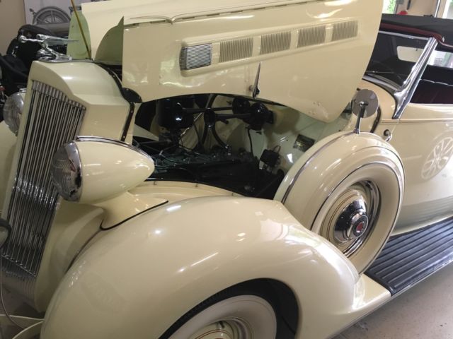 1936 Packard Model 120-B Cream/Ox Blood - photo 10