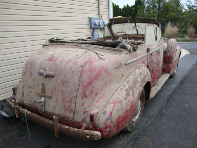 1940 Buick Century CONVERTIBLE - photo 3