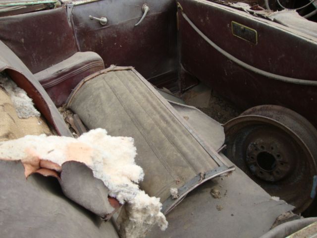 1940 Buick Century CONVERTIBLE - photo 8