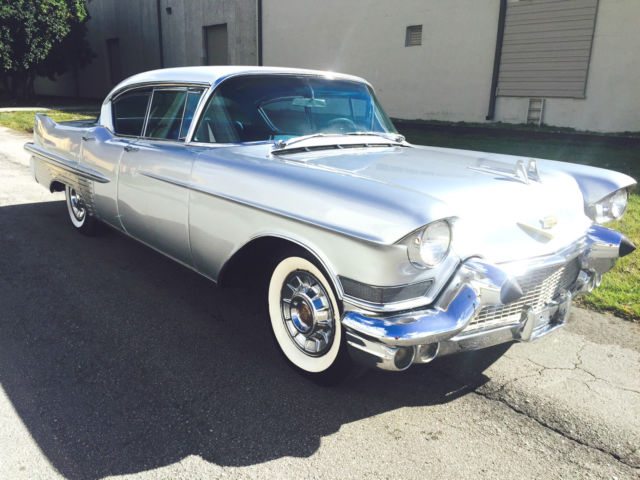 1957 Cadillac Fleetwood - photo 2