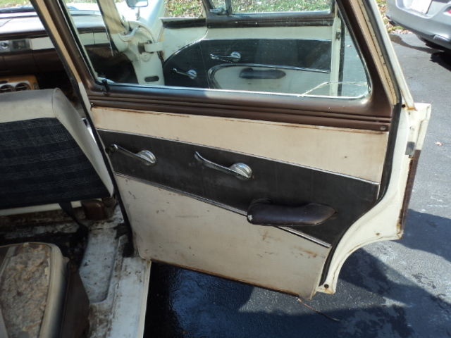 1957 FORD COUNTRY SQUIRE 9 PASS WOOD GRAIN WAGON - photo 9