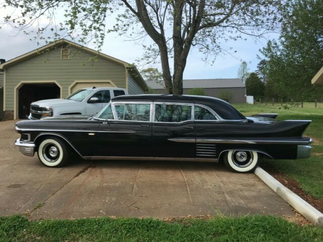 1958 Cadillac DeVille - photo 2