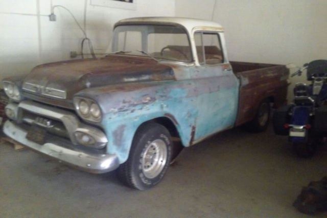 1958 GMC 101 1958 GMC DELUXE 1/2 ton Fleetside = CHEVY APACHE - photo 2