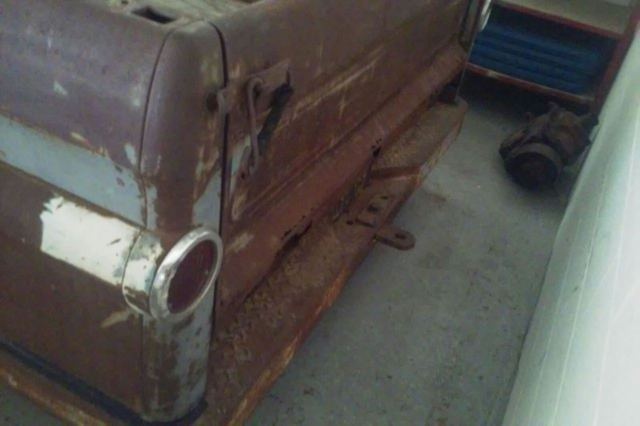 1958 GMC 101 1958 GMC DELUXE 1/2 ton Fleetside = CHEVY APACHE - photo 7