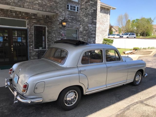 1958 Mercedes-Benz 200-Series 220S - photo 5