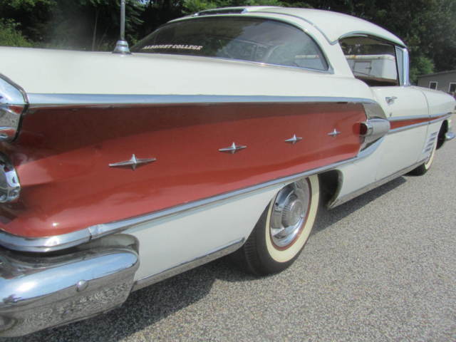 1958 Pontiac Bonneville - photo 3