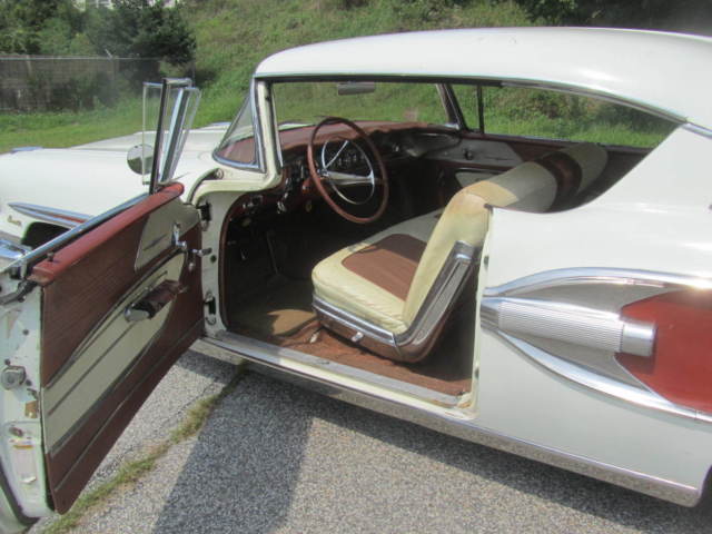 1958 Pontiac Bonneville - photo 7