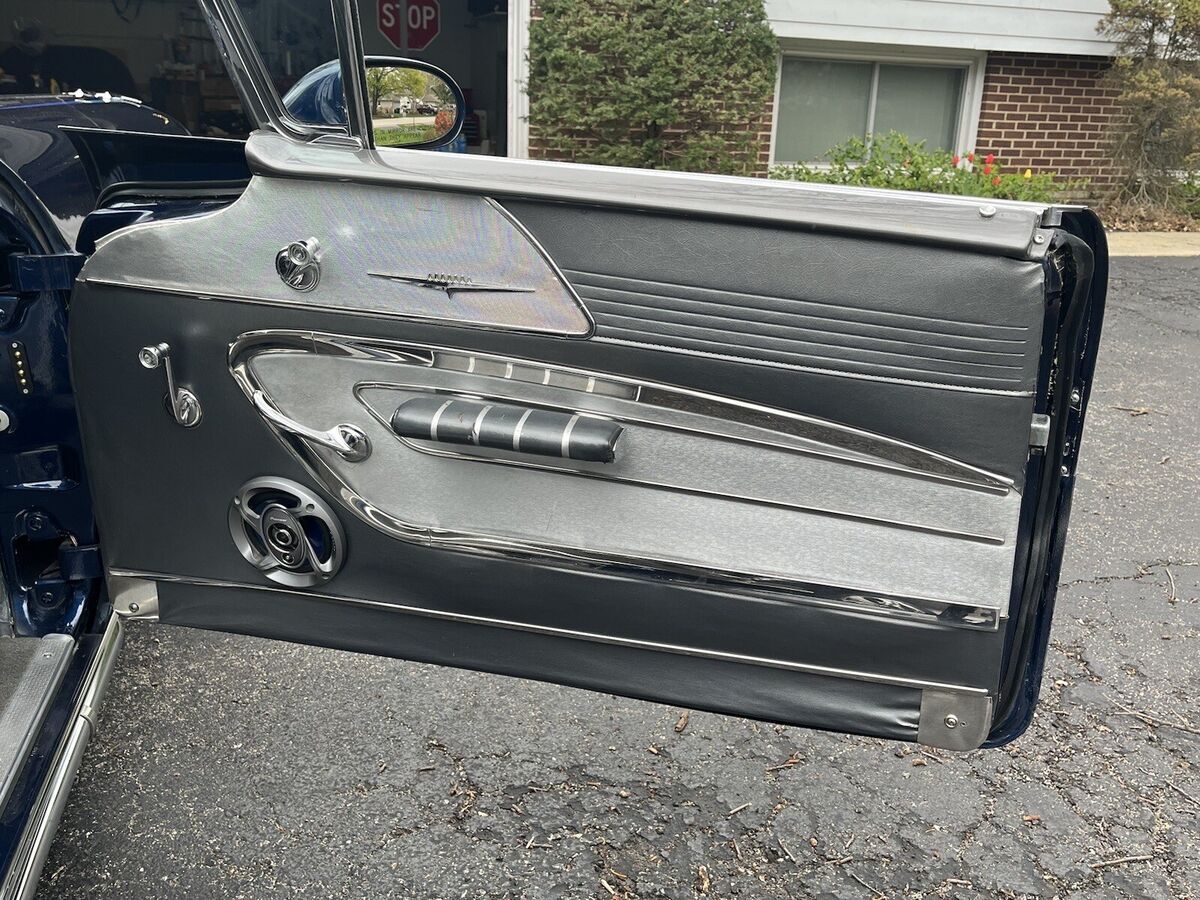1958 Pontiac Bonneville - photo 11