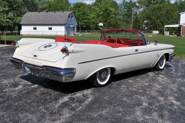 1960 Chrysler Imperial - photo 8