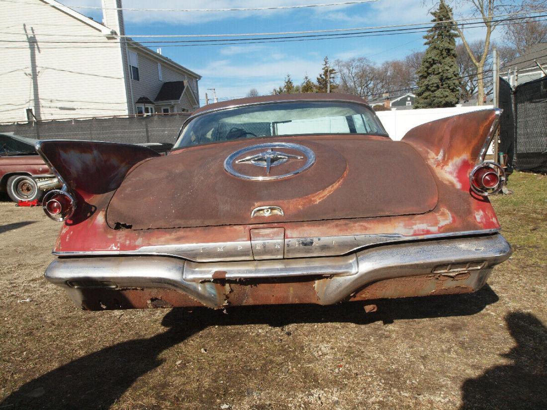 1961 Chrysler Imperial Crown - photo 4
