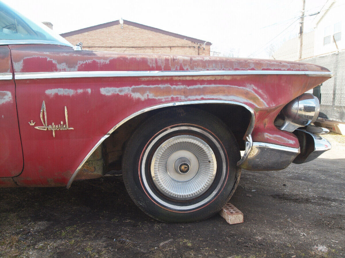 1961 Chrysler Imperial Crown - photo 9