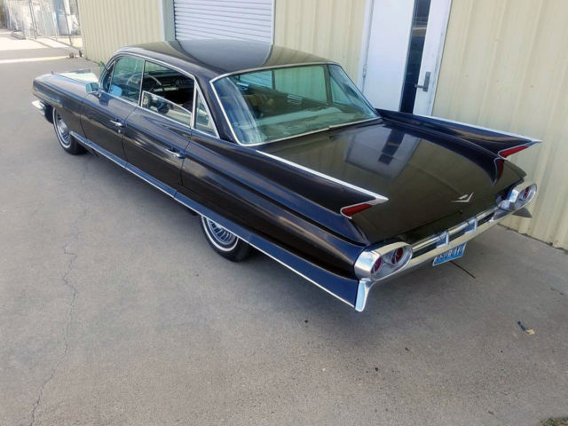 1961 Cadillac DeVille SEDAN DEVILLE - photo 5