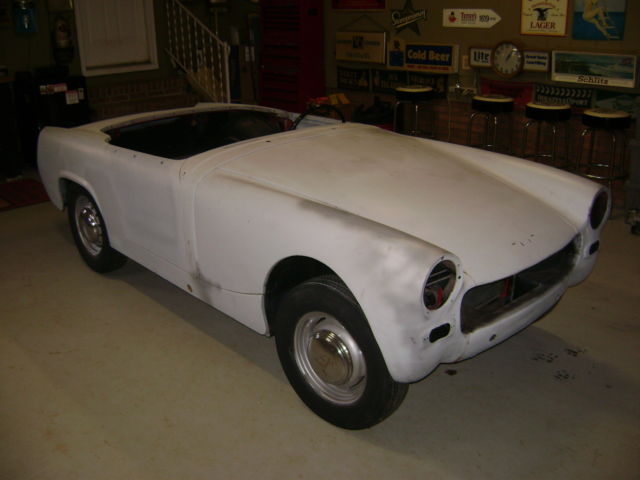 Rare 1961 - Straight Forward Project Stunning Body & Frame 2 Engines No Reserve 1961 Austin Healey Sprite Conv