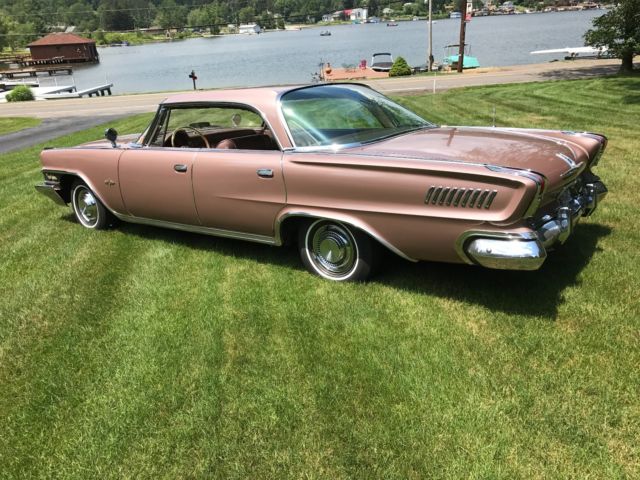 1962 Chrysler New Yorker 4 Door Hardtop - photo 9