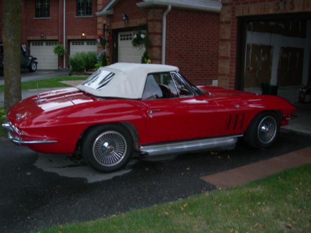 1965 Chevrolet Corvette Convertible - photo 4