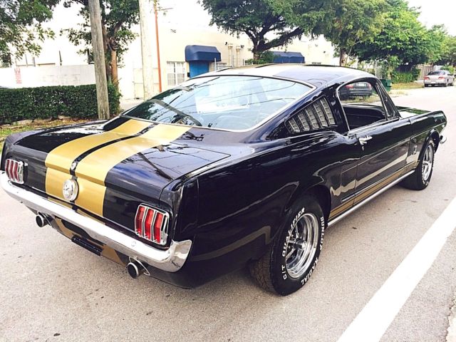 1965 Ford Mustang Shelby GT350H - photo 4