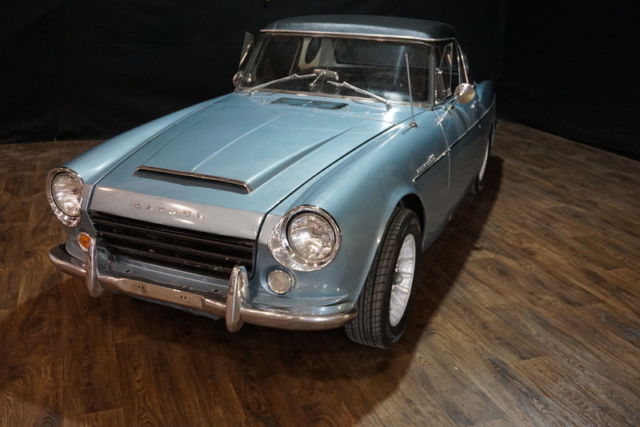 1966 Datsun 1600 Roadster - photo 3