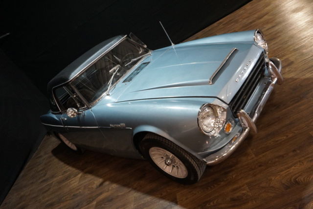 1966 Datsun 1600 Roadster - photo 6