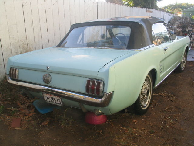 1966 Ford Mustang convertible - photo 11