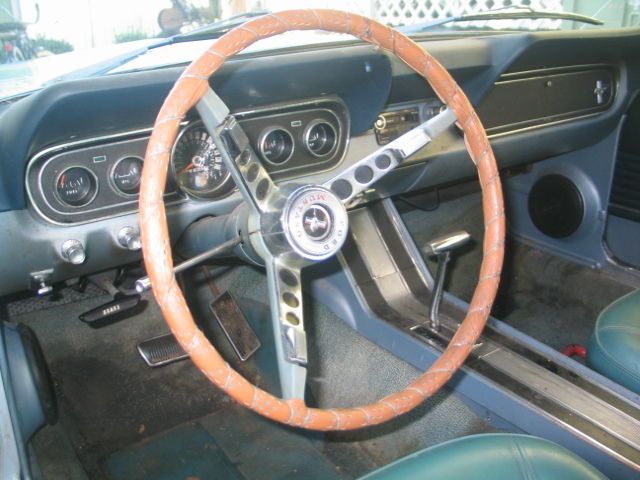 1966 Ford Mustang convertible - photo 12