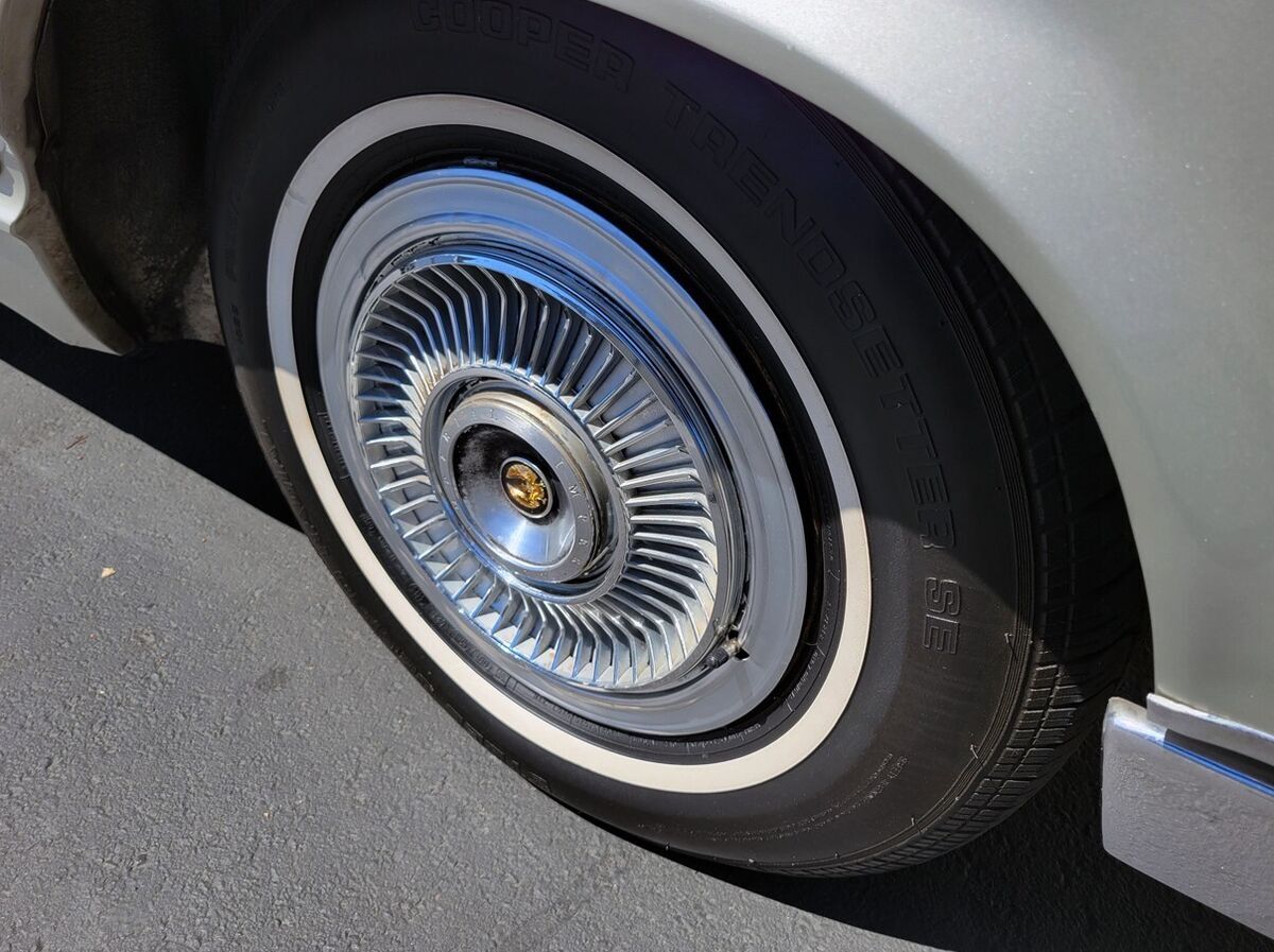 1967 Chrysler Imperial - photo 10