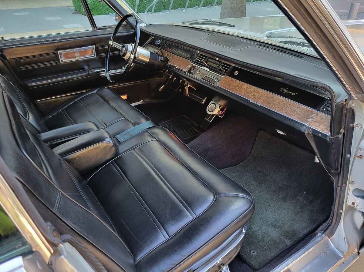 1967 Chrysler Imperial - photo 12