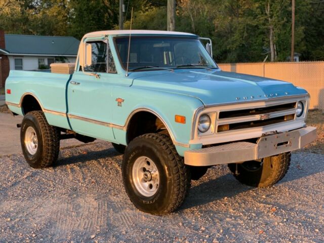 RARE 1968 C-10 4x4 Shortbed Twin Turbo Diesel Dana 60 axles SM465 Muncie, NP205 1968 Chevrolet C-10 c-10