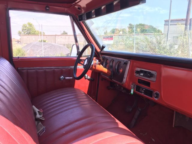 1968 GMC Suburban Custom - photo 11