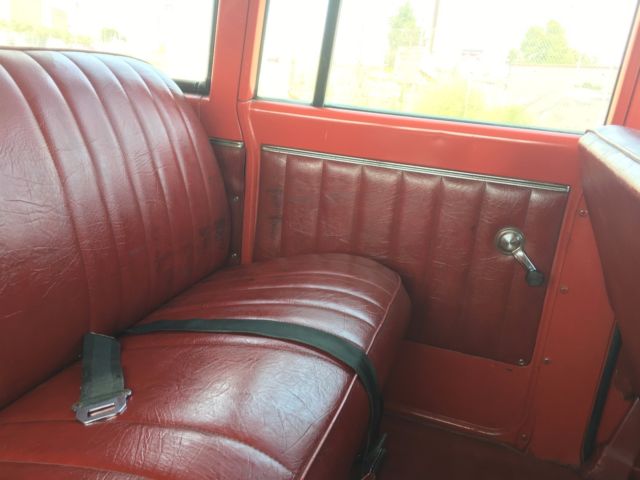 1968 GMC Suburban Custom - photo 12