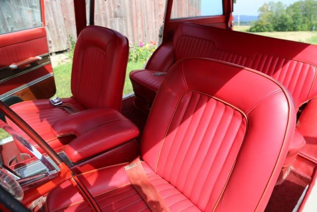 1968 Jeep Wagoneer Rare Custom Special 1414X Survivor - photo 13