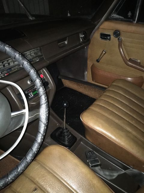 1968 Mercedes-Benz 200-Series - photo 5